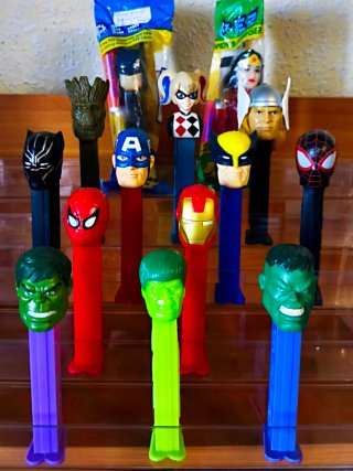 Lote 14 Dispensadores PEZ Marvel/DC