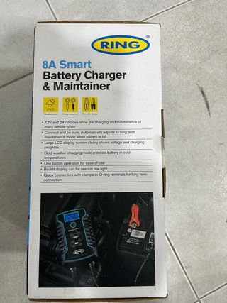Cargador Batería Coche Camión 8A RING