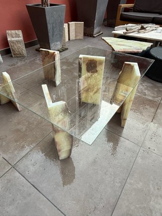 Mesa de centro ónix iraní y cristal templado