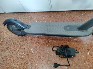 Patinete Eléctrico Xiaomi Mi Electric Scooter 365