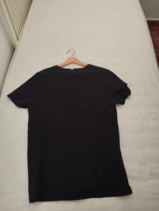 Camiseta Tommy Hilfiger Negra