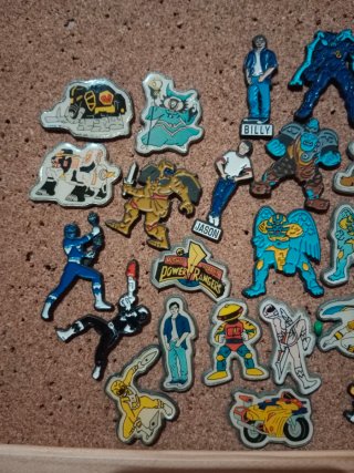 24 Pins Power Rangers