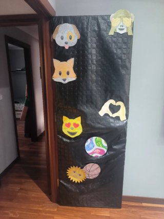 Decoración cumpleaños emoticonos redes sociales