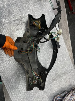 Tapa Manillar Peugeot Tweet 50 2014