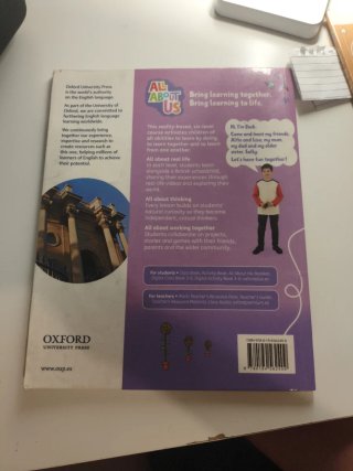 Libro inglés allá about us Oxford quinto primaria