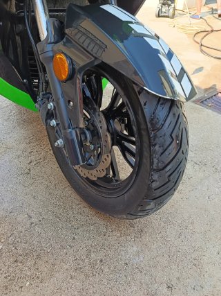 Wottan Storm 125 Maxi Scooter