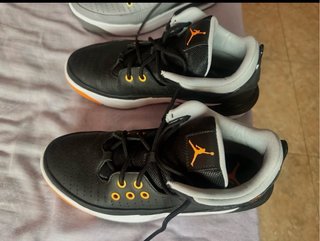 Nike Jordan Max Aura 5 Talla 41 Negras
