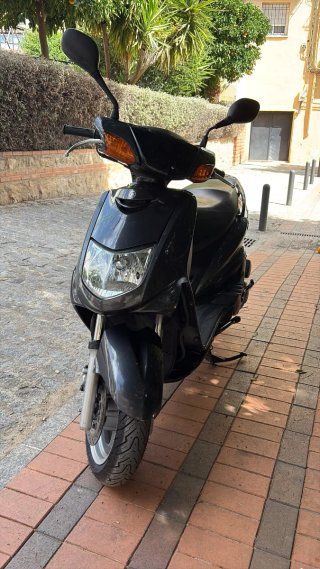 Moto 125cc Yamaha Cygnus NXC Negra