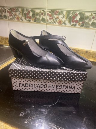 Zapatos Sevillanas Talla 33