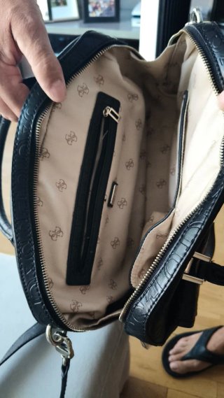 Bolso Guess Negro
