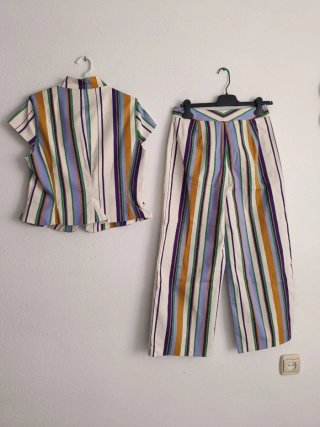 Conjunto Zara rayas top y pantalón Talla M