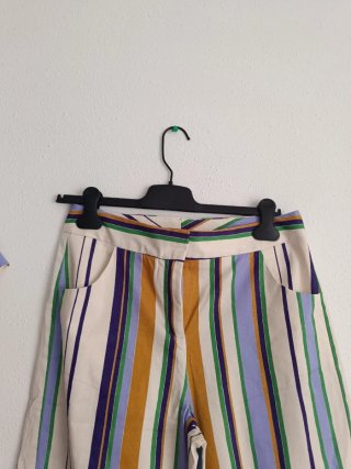 Conjunto Zara rayas top y pantalón Talla M
