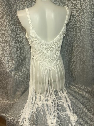 Top Crochet Blanco con Flecos