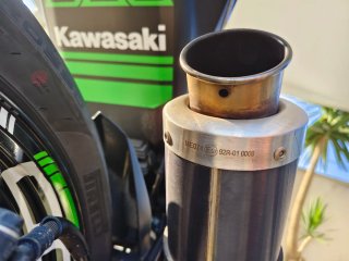 Kawasaki Z800e 2016 Naked Negra/Verde