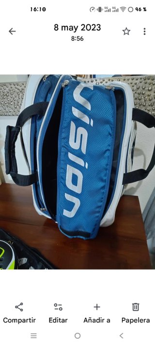 Raqueta de pádel VIBOR-A y bolsa Visión .