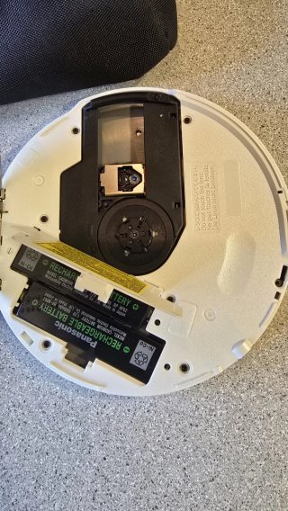 Discman Panasonic Plata y Negro