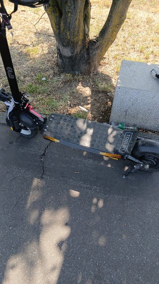Monopattino elettrico usato