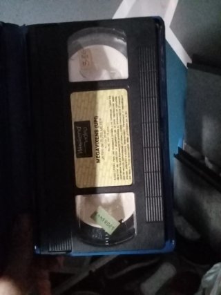 VHS Mega Vixens Up! (Español)