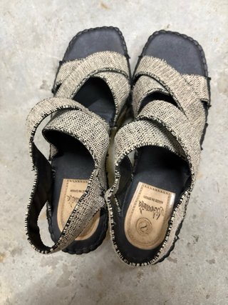 Sandalias Vidorreta Beige y Negro