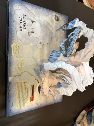 Predadores un libro con fantásticos pop-ups