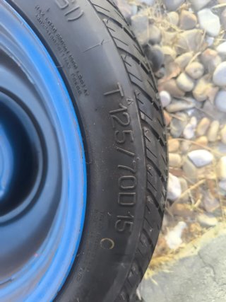 Rueda de repuesto Kumho 125/700-15 95M