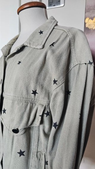 Cazadora Kaki con Estrellas Negras
