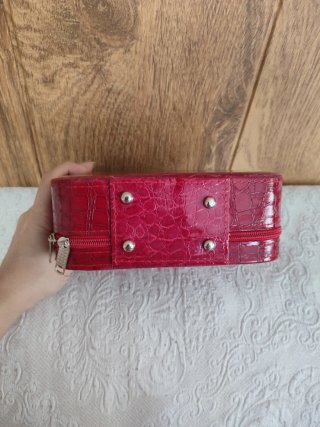 Oferta❤️Bolso de maquillaje rojo cocodrilo