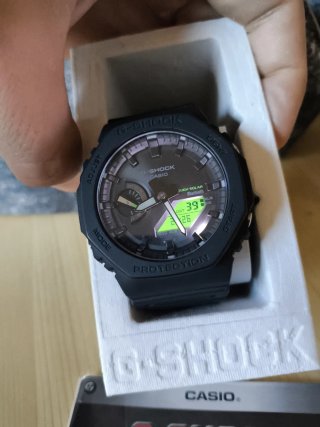 Reloj G-SHOCK GA-B2100 Negro y Verde