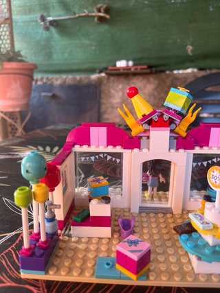 LEGO Friends Tienda Fiesta Heartlake