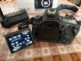 Canon EOS 6D Mark II