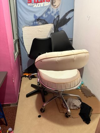 Silla de escritorio giratoria con ruedas