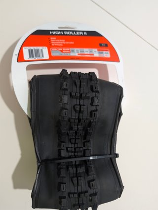 Cubierta Maxxis High Roller II 26x2.40 EXO