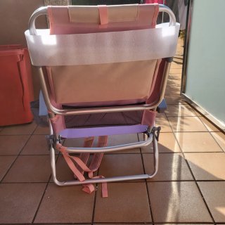 Silla de playa plegable rosa y morada
