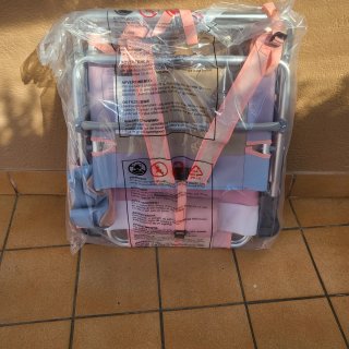 Silla de playa plegable rosa y morada