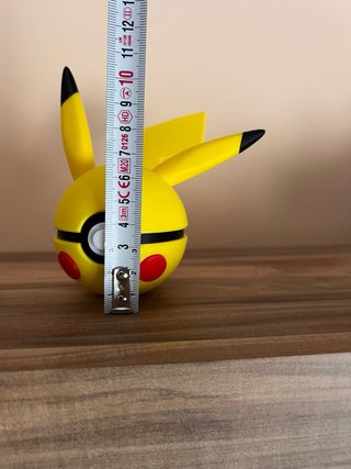 Bola Pikachu