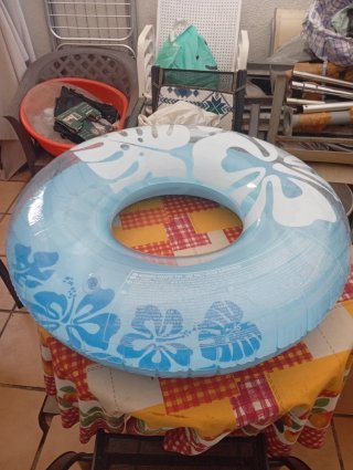 Flotador hinchable grande flores tropicales