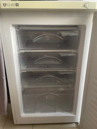 Congelador Vertical Indesit A+