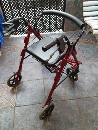 Andador para personas de poca movilidad