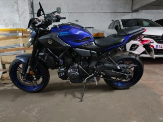 Yamaha MT-07 Naked Azul/Negra