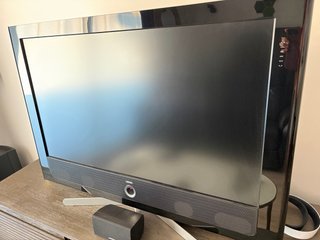 Tv televisor LOEWE connect 37”