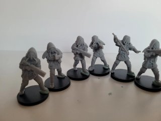 6 Figuras Resina Sci-Fi Guerrilleros