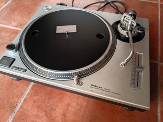 Tocadiscos Technics SL-1200MK2