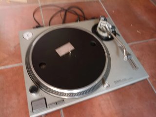 Tocadiscos Technics SL-1200MK2