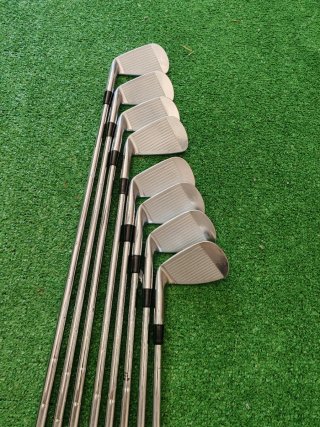 Conjunto de Ferros Mizuno MP5