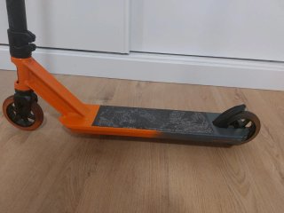 Patinete Freestyle Naranja y Negro