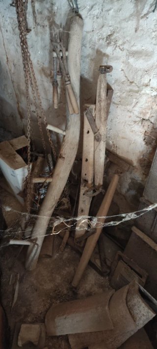 Herramientas de labranza antiguas