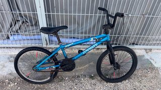 Bicicleta BMX Azul