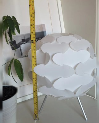 Lámpara de mesa moderna