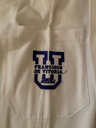 Casaca Enfermería Universidad F.V. Azul