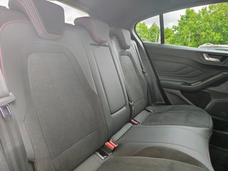 Ford Focus ST 2025 Verde 11.000 km